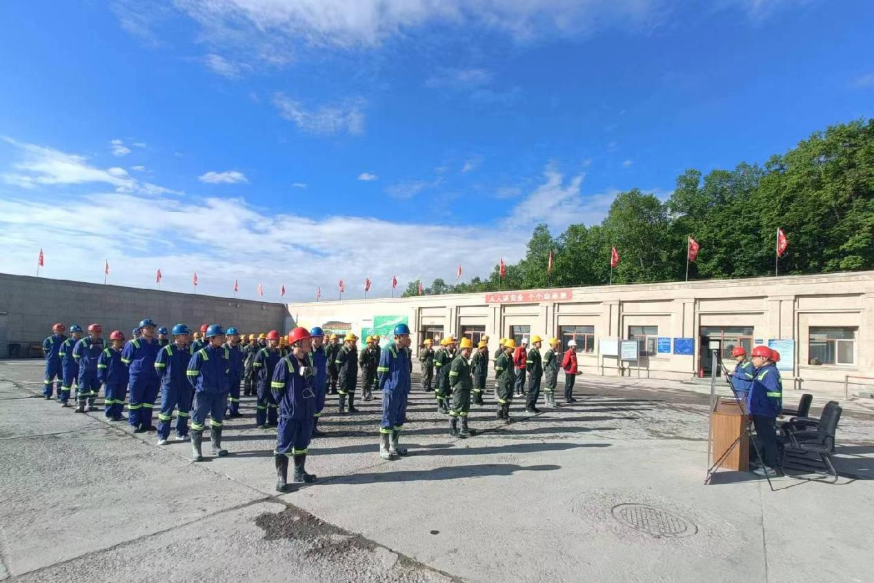 逊克项目部安全生产月活动启动会圆满召开配图1.png